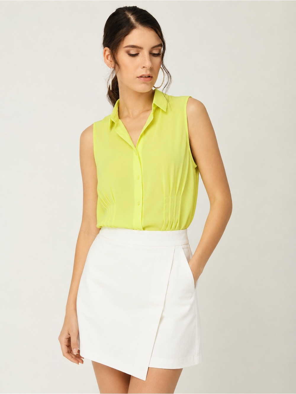 MANGO Sleeveless Collared Yellow-Green Blouse - Small